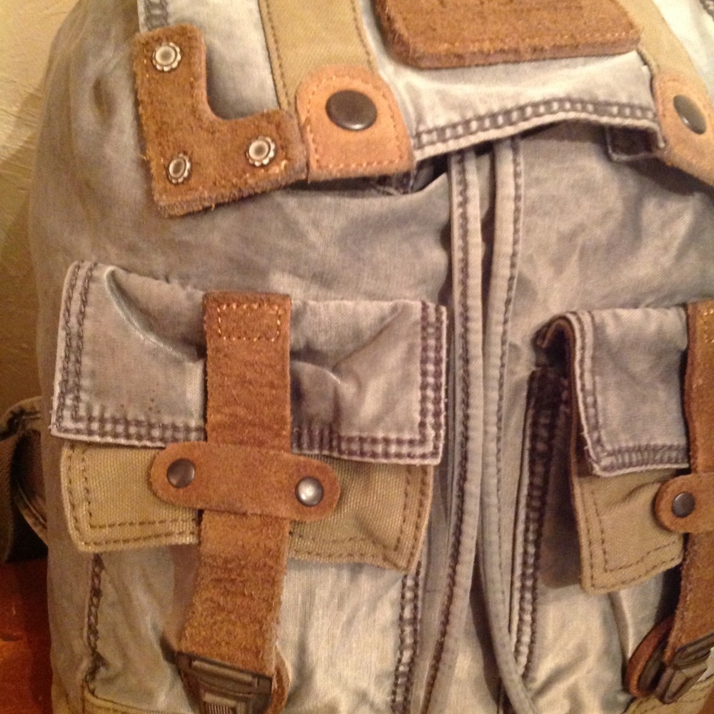 T.S.D. Distressed washed cotton denim backpack - Picture 3 of 8
